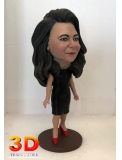 Mujer vestido negro 30cm.